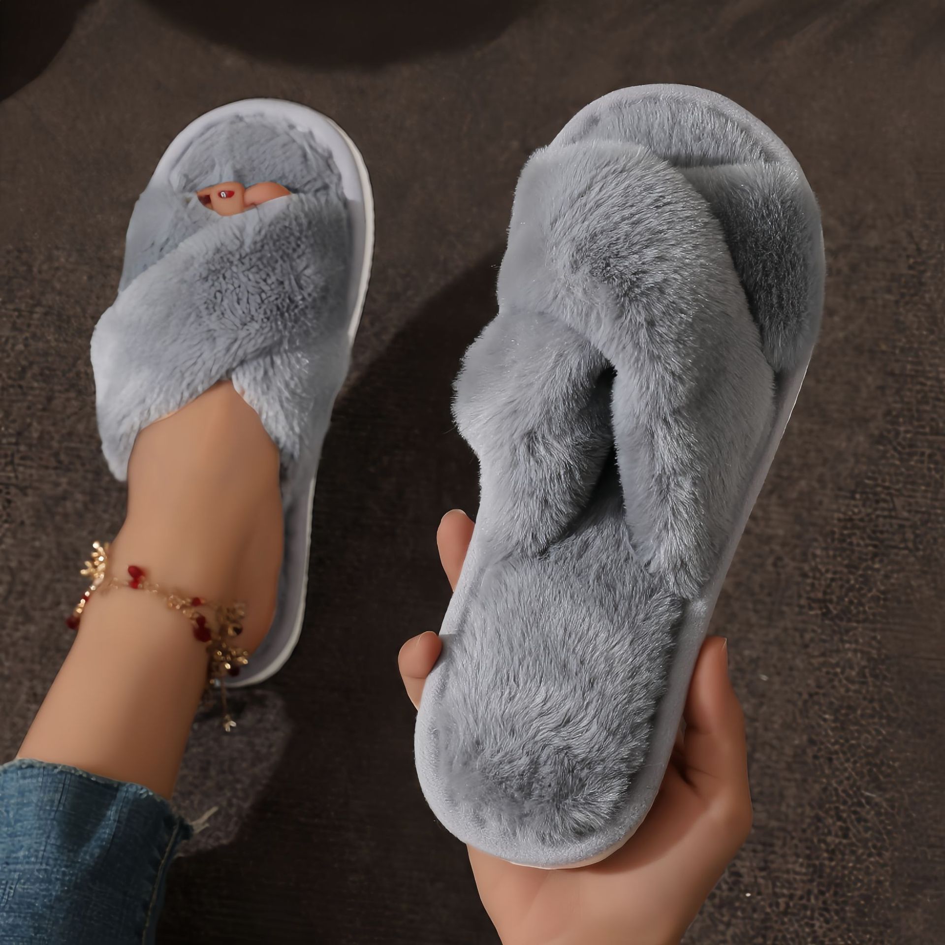 Women'S Fashion Winter 2025 - Pantofola da casa fuzzy croce da