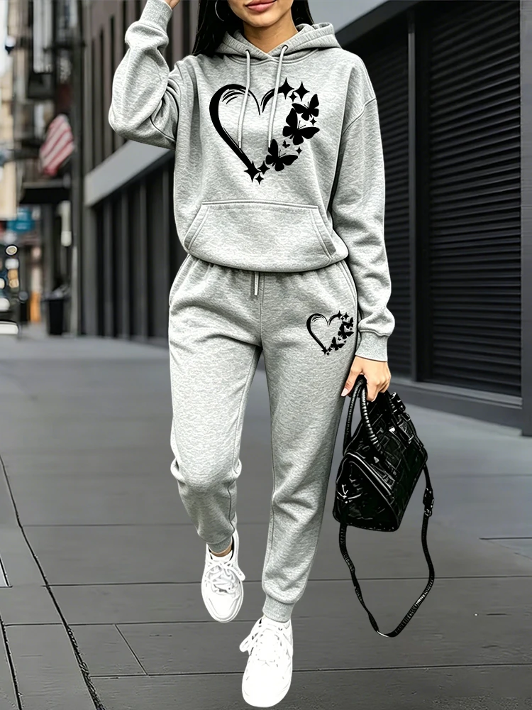 Women Fashion Outfits - Nuova Tuta Sportiva da Donna 2026:
