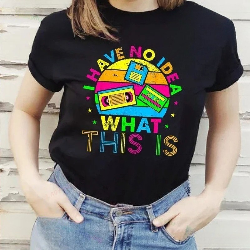 T-shirt Vintage Anni '90 'I Lo - Women'S Fashion From The 90S recensione e prezzo