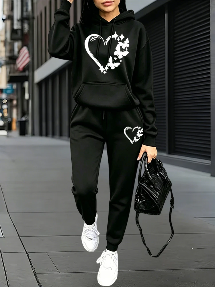 Nuova Tuta Sportiva da Donna 2 - Women Fashion Outfits recensione e prezzo