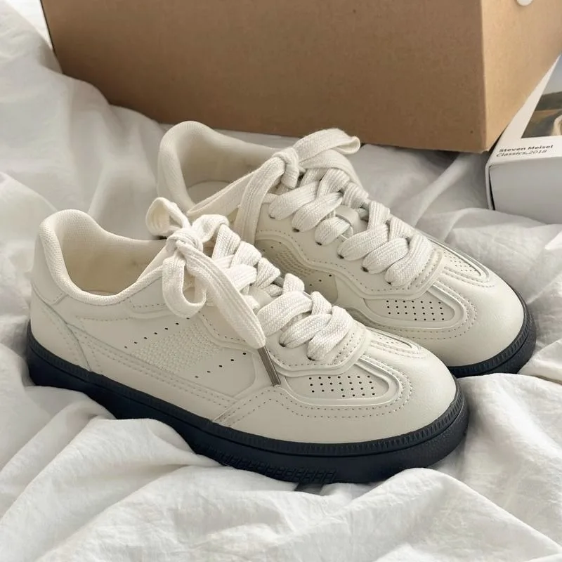 Scarpe bianche traspiranti all - Sneakers Fashion Women recensione e prezzo